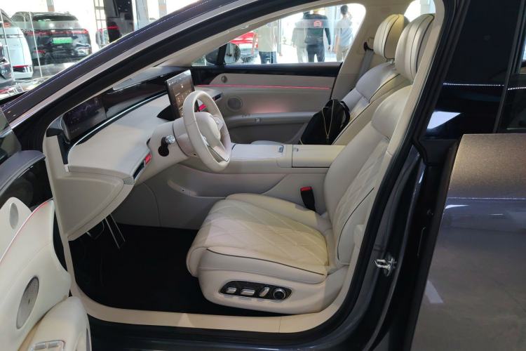 Used Hima Stelato S9 2024 All-Electric Max Rear-Drive Long-Range Version
