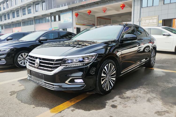 Used Volkswagen Passat 2019 330TSI Luxury Edition China VI Standard