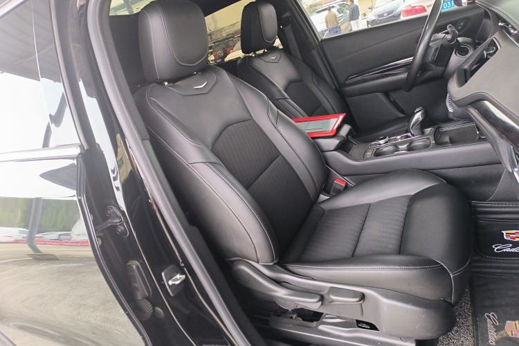 Used Cadillac XT4 2018 28T Two-Wheel Drive Tech Version