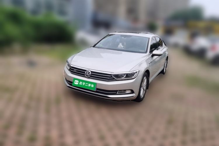 Used Volkswagen Magotan 2017 330TSI DSG Luxury Model Guazi used car, China used car export, Used car for sale, Used  cars, Cheapest cars for sale