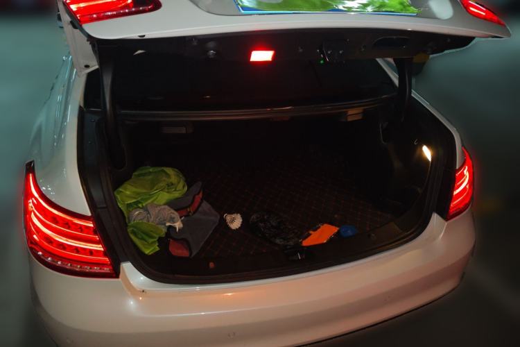 Used Mercedes-Benz E-Class 2014 E 260 Coupe Trunk