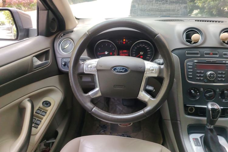 Used Ford Mondeo 2011 2.3L Fashion Edition
