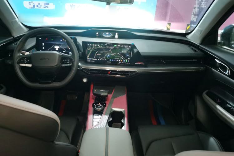 Used Oshan Z6 2023 Blue Whale 1.5T DCT Smart Edition