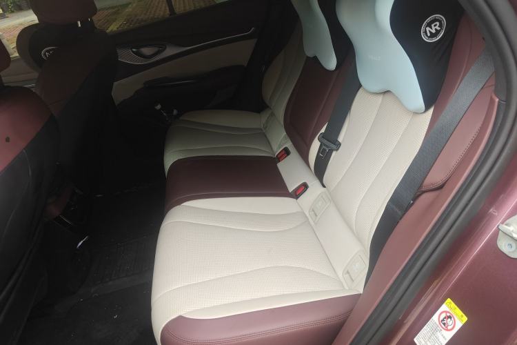 Used BYD Seal 2023 DM-i 1.5L 121km Prestige Model Left Rear Seat