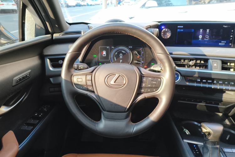 Used Lexus UX 2020 260h Explore & Enjoy Edition
