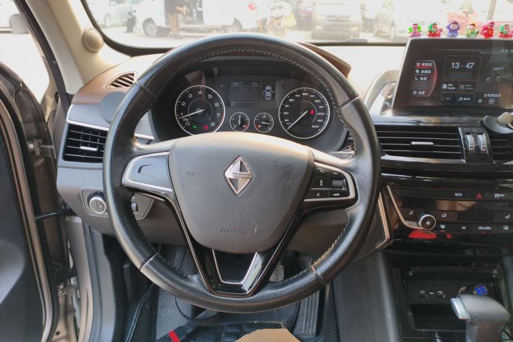 Used BORGWARD BX5 2017 20TGDI Automatic Two-Wheel Drive Pioneer Edition
