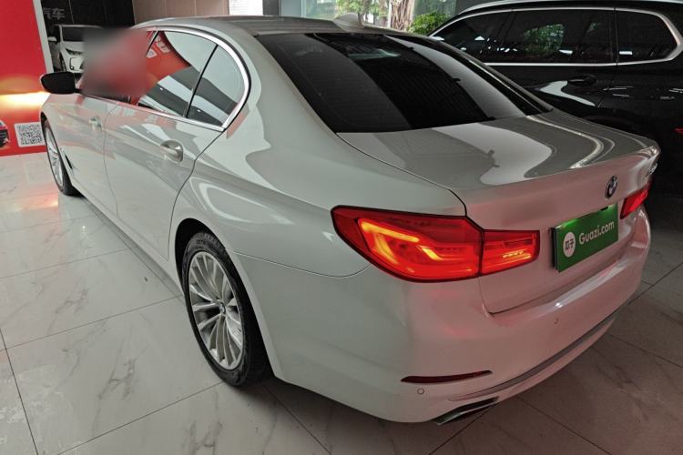 Used BMW 5 Series 2020 525Li Luxury Package Rear Left 45 Deg