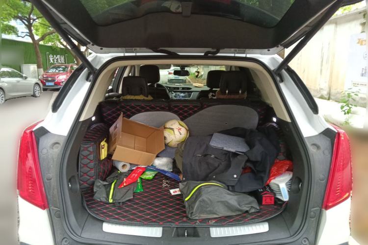 Used Cadillac XT5 2018 28T Four-Wheel Drive Luxury Model Trunk