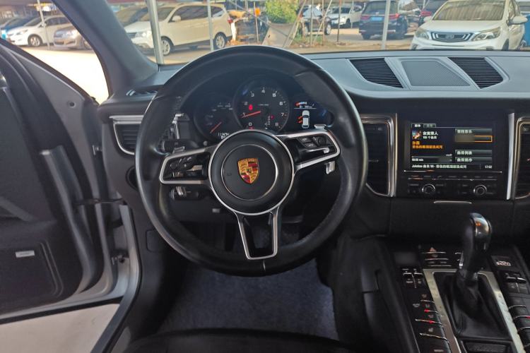 Used Porsche Macan 2014 Macan 2.0T