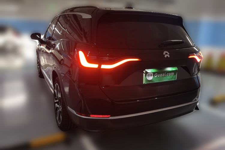 Used Nio ES8 2020 580 km Signature Edition 7-Seater Version Rear Left 45 Deg