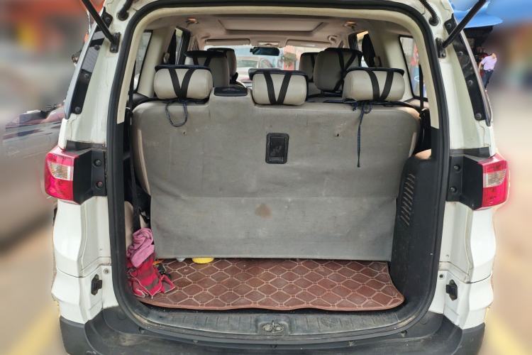 Used HYOSOW H3 2016 H3F 1.5L Manual Prestige Edition Trunk