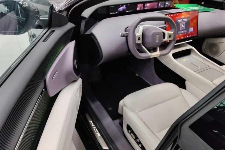 Used Avatr 12 2025 Updated Ultra All-Electric Four-Wheel Drive Driver Seat