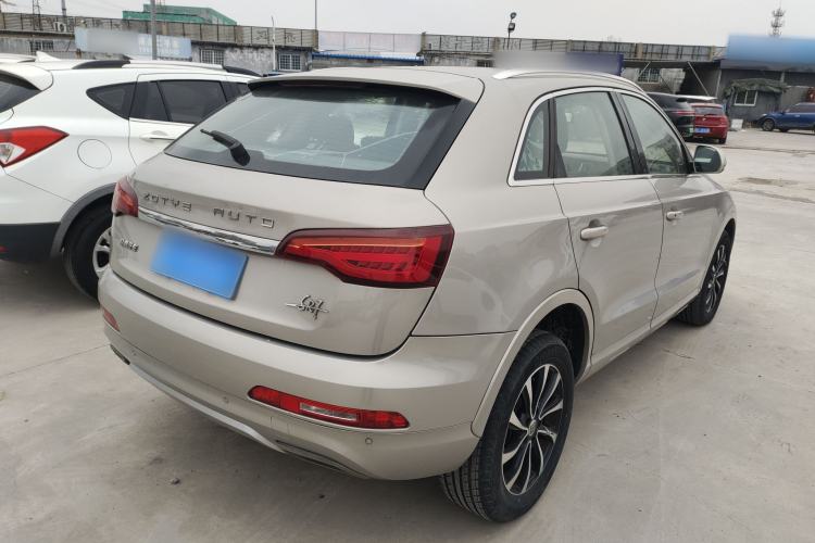 Used Zotye SR7 2016 1.5T Manual Cube Heart Edition China V Standard
