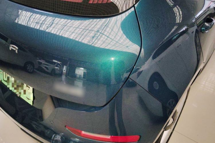 Used ORA Good Cat 2023 401 km Standard Range Luxury Version Lithium Iron Phosphate Right Rear Taillight