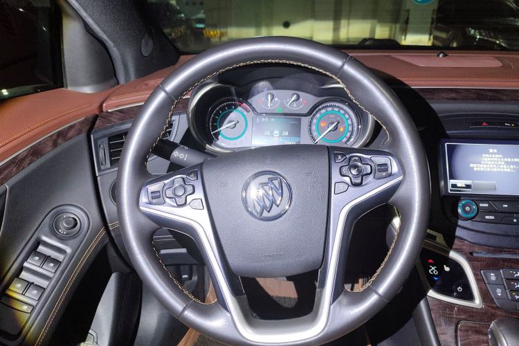 Used Buick LaCrosse 2014 2.0T SIDI Elite Tech Version