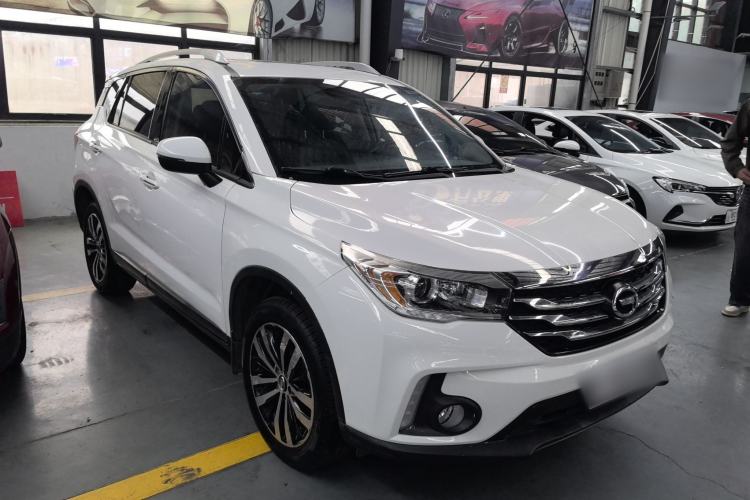 Used GAC Trumpchi GS4 2016 235T G-DCT Luxury Edition Front Right 45 Deg