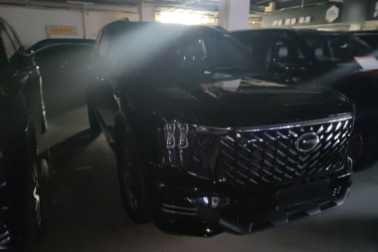 Used GAC Trumpchi GS8 2024 Linghang Series 2.0 TGDI Two-Wheel Drive Luxury Smart Connectivity Version Front Right 45 Deg