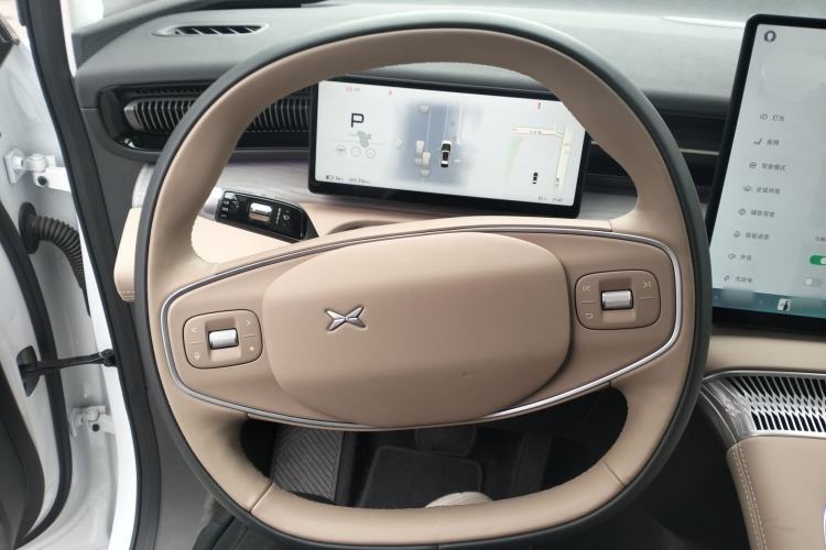 Used XPeng X9 2025 740 Ultra-Long Range Max
