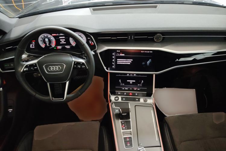 Used Audi A6L 2022 40 TFSI Luxury Dynamic Model
