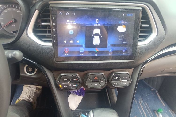 Used GAC Trumpchi GS4 2017 235T Automatic Two-Wheel Drive Elite Edition Audio And AC Panel