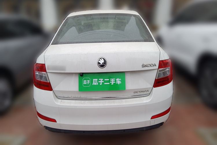 Used Skoda Octavia 2015 1.6L Automatic Yijun Edition
