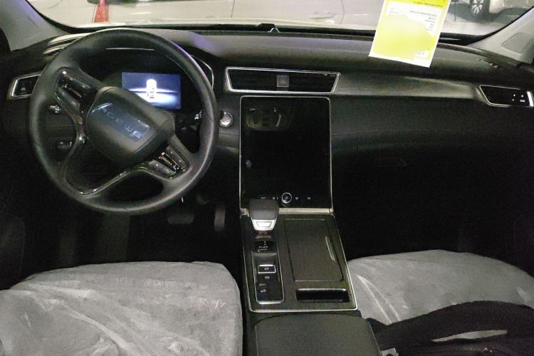 Used Roewe RX5 2025 PLUS 330TGI Automatic Trendsetting Smart Edition Interior 2