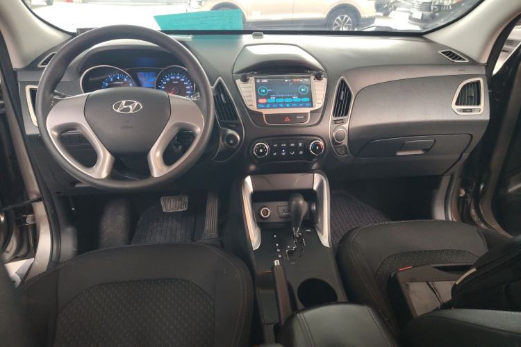 Used Hyundai ix35 2015 2.0L Automatic 2WD Comfort Edition China V Standard