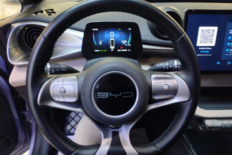 Used BYD Dolphin 2023 420 km Fashion Edition
