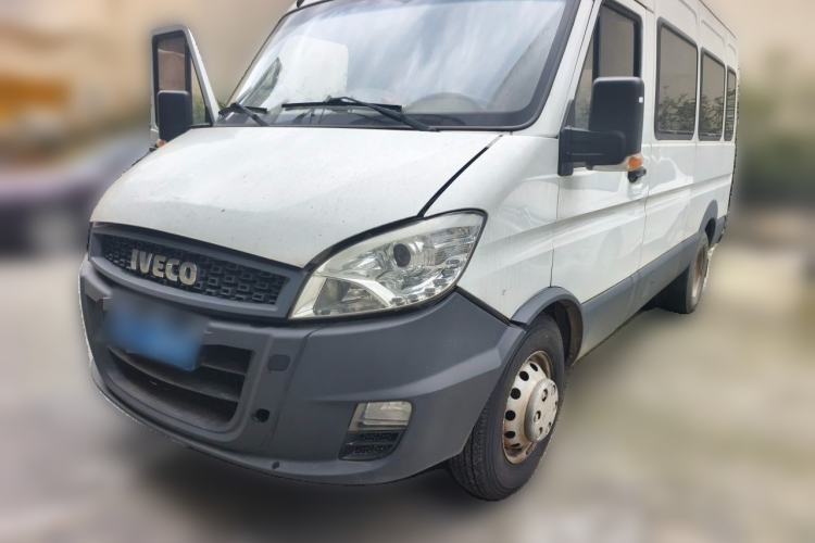 Used Iveco Power Daily 2017 2.5T Deluxe A37 High-Roof 6-7 Seater Bus 47Z5