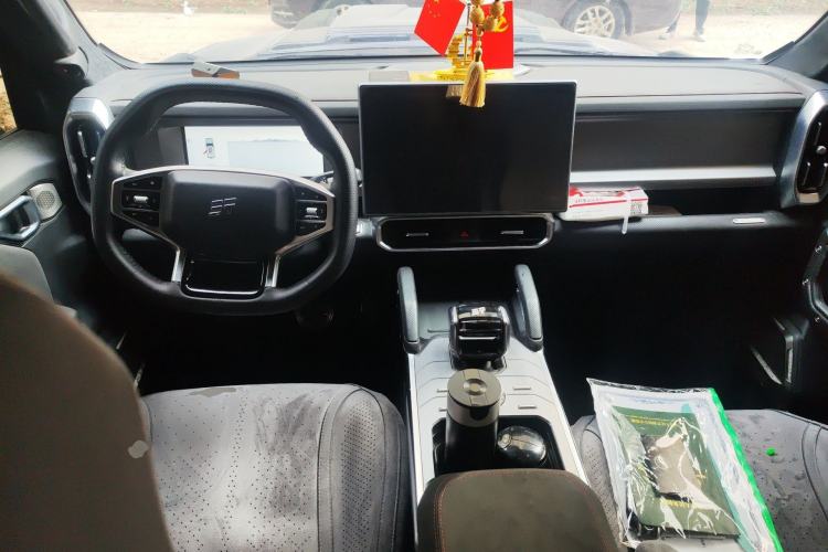 Used JETOUR Traveler 2023 2.0T All-Wheel Drive CrossPRO+ Center Console