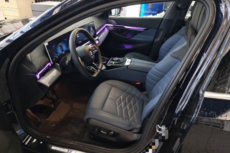 Used BMW i5 2025 eDrive 40L M Sport Package
