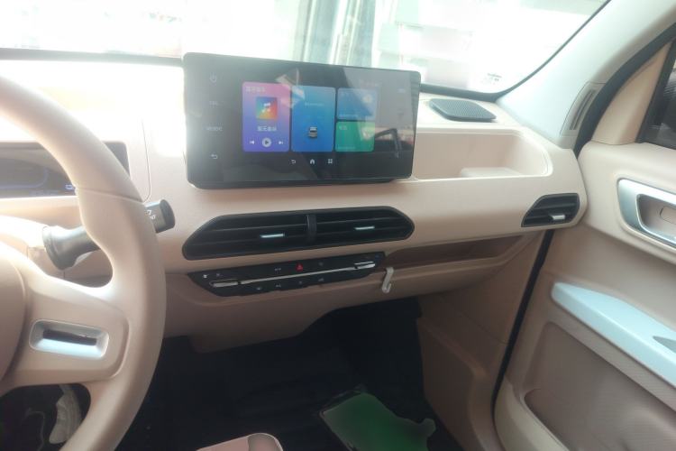 Used Geely Galaxy Panda 2023 Panda Mini 200km Endurance Bear
