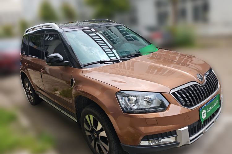 Used Skoda Yeti 2017 TSI280 DSG Prestige Edition Front Right 45 Deg