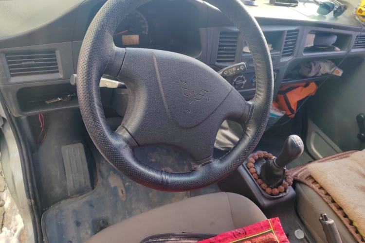 Used Wuling Zhiguang Small Truck 2019 1.2L Single Cab Steering Wheel