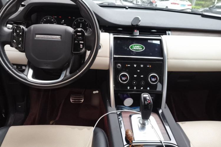 Used Land Rover Discovery Sport 2020 249 PS R-Dynamic Performance Tech Edition 5 Seats
