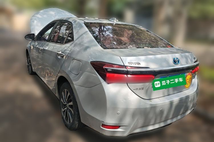 Used Toyota Corolla 2016 Dual-Engine 1.8L E-CVT Elite Edition