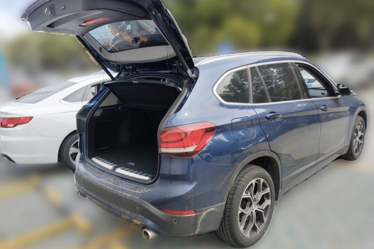 Used BMW X1 2020 sDrive25Li Leading Model Trunk