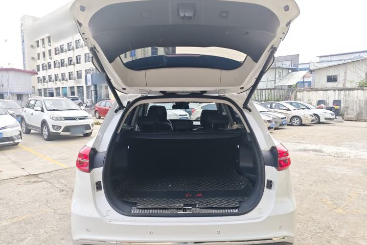 Used Hongqi HS5 2022 Revised Version 2.0T Smart Connect Flagship Edition Trunk