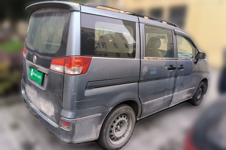 Used Dongfeng Shuaike 2013 Revised Version 1.5L Manual Comfort Trim 7 Seats China IV Standard
