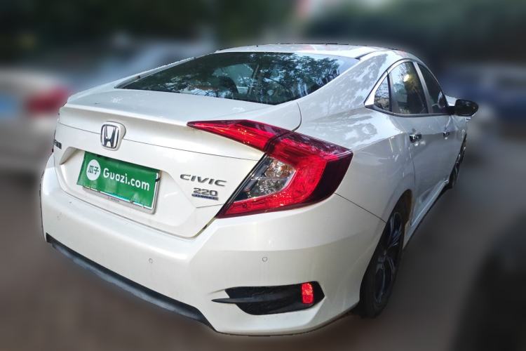 Used Honda Civic 2016 220TURBO CVT Prestige Edition
