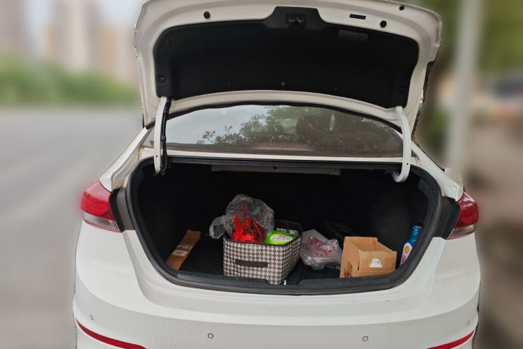 Used Hyundai Elantra (6th Generation / Lingdong) 2016 1.6L Automatic ZhiXuan – Elite Version
