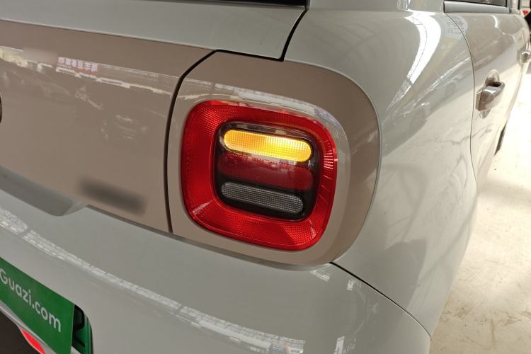 Used ORA Black Cat 2022 301km Base Version Ternary Lithium
