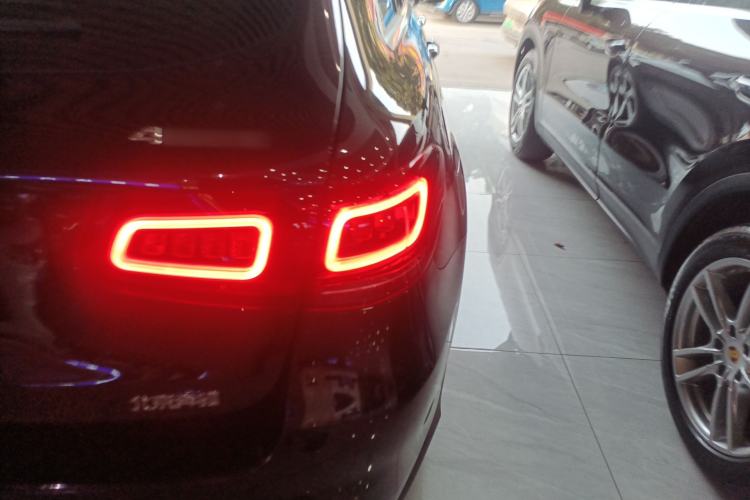 Used Mercedes-Benz GLC 2022 Facelifted GLC 260 L 4MATIC Dynamic Edition