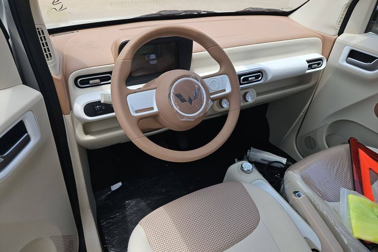 Used Wuling Hongguang MINIEV 2024 3rd Generation 215km Youth Edition