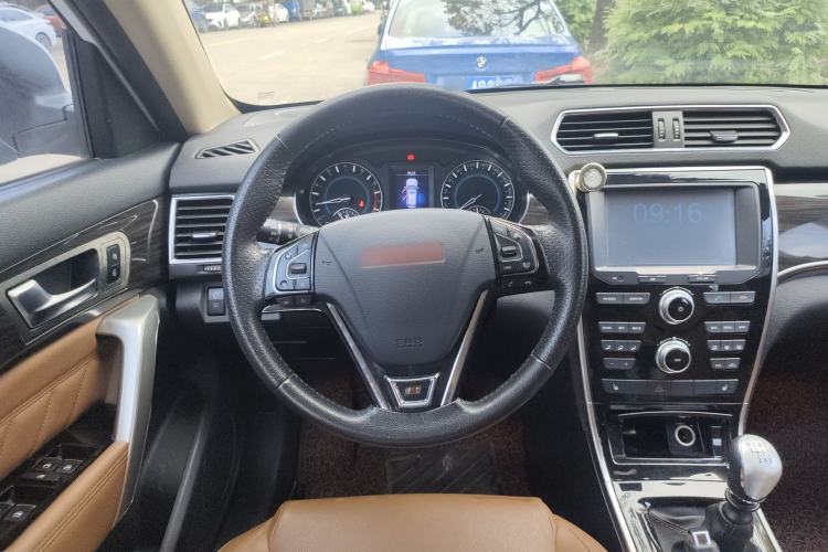 Used Haval H2 2014 1.5T Manual Two-Wheel Drive Elite Edition
