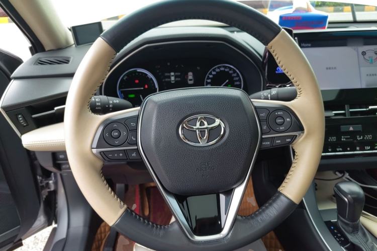 Used Toyota Avalon 2019 Dual-Engine 2.5L Luxury Edition China VI Standard
