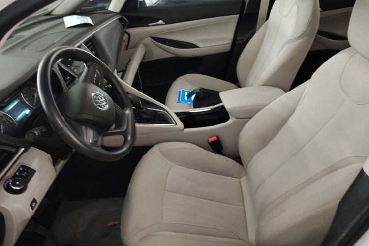 Used Buick GL6 2018 18T 6-Seater Elite Model
