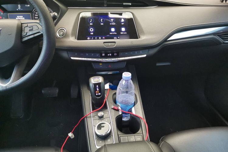 Used Cadillac XT4 2018 28T Two-Wheel Drive Tech Version
