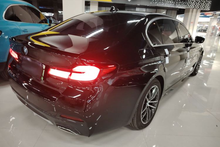 Used BMW 5 Series New Energy 2022 535Le Luxury Package

