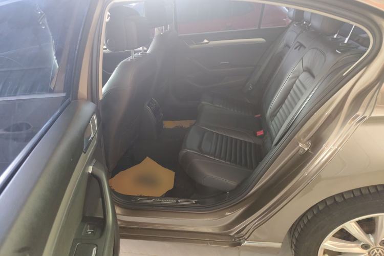 Used Volkswagen Magotan 2018 330TSI DSG Advanced Model Left Rear Seat